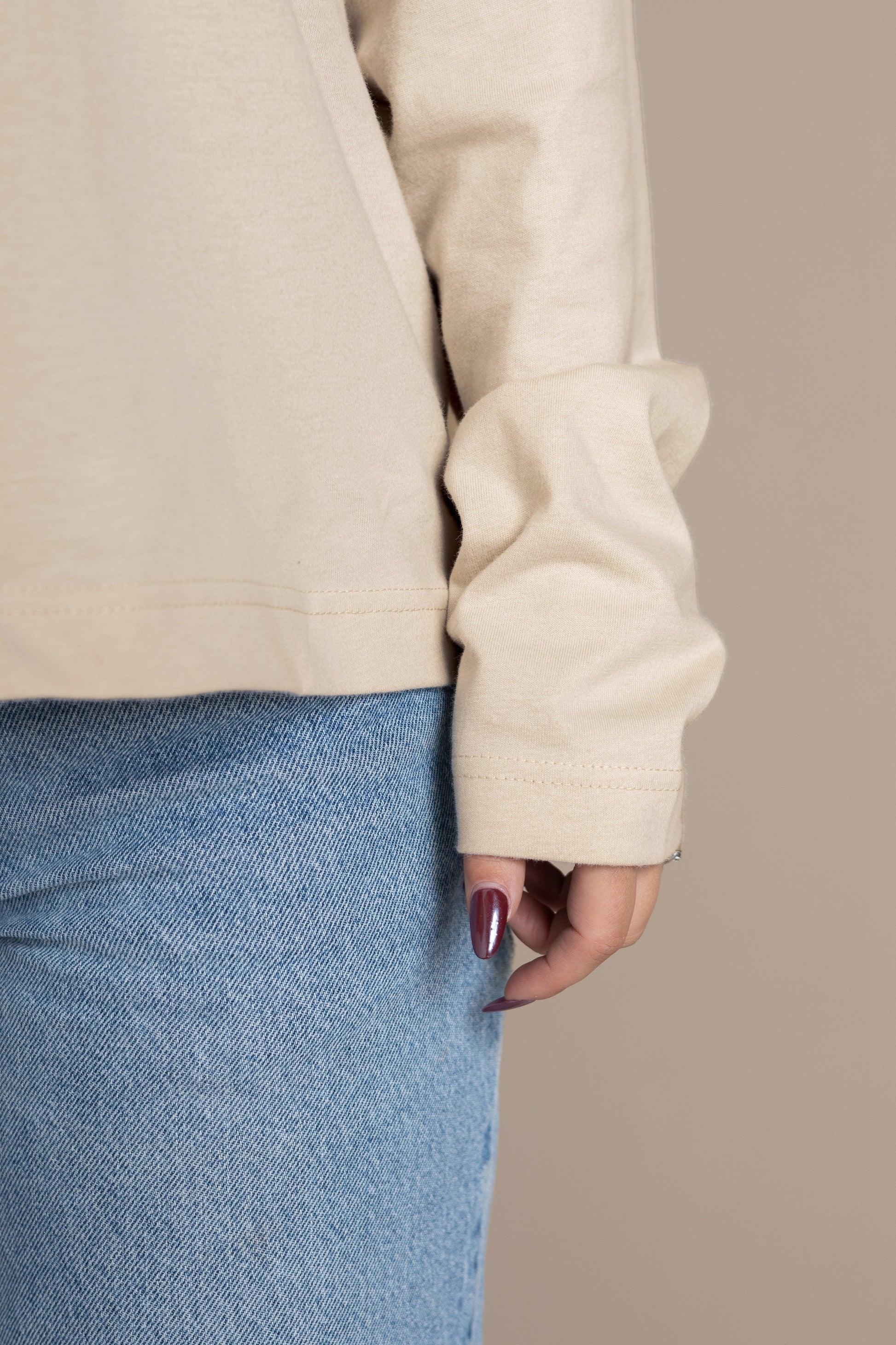 Longsleeve (Oversized) – Beige
