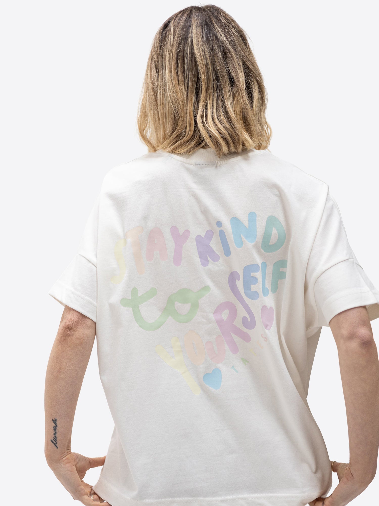 Soft Touch T-Shirt "Stay kind" – Off white