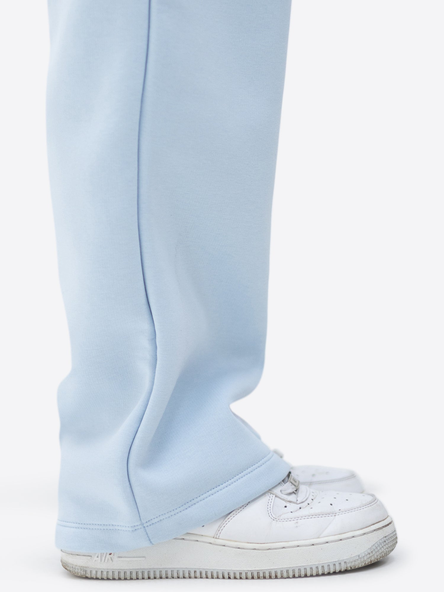 Jogginghose wide leg – Hellblau
