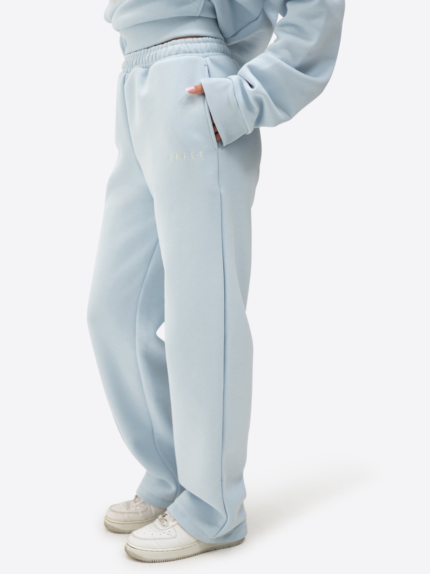 Jogginghose wide leg – Hellblau