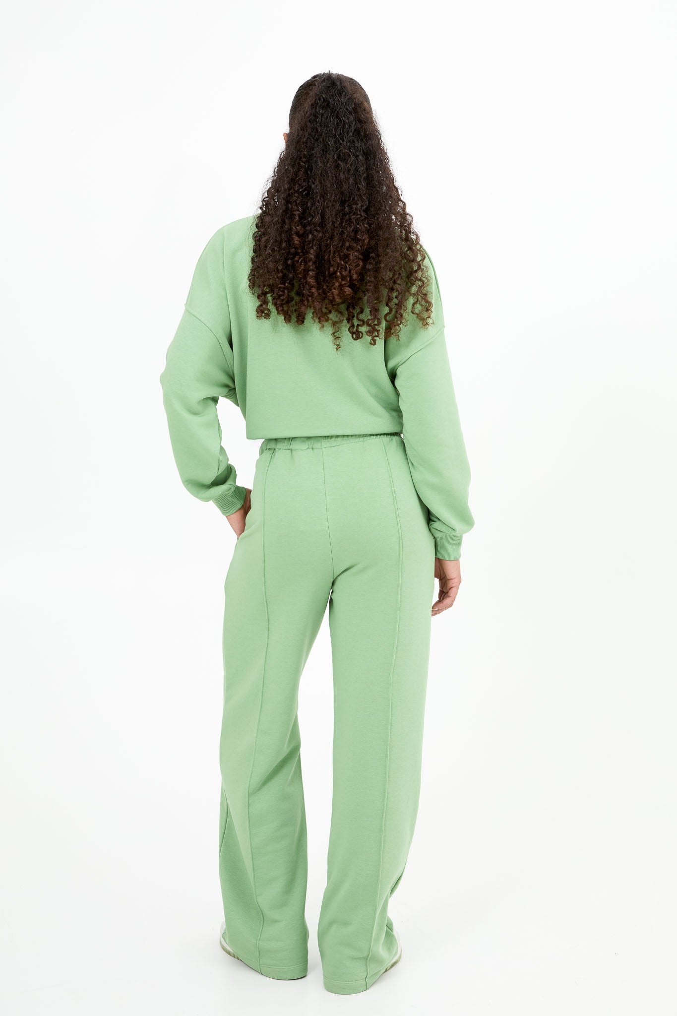 Light Jogginghose mit Biese – Matcha