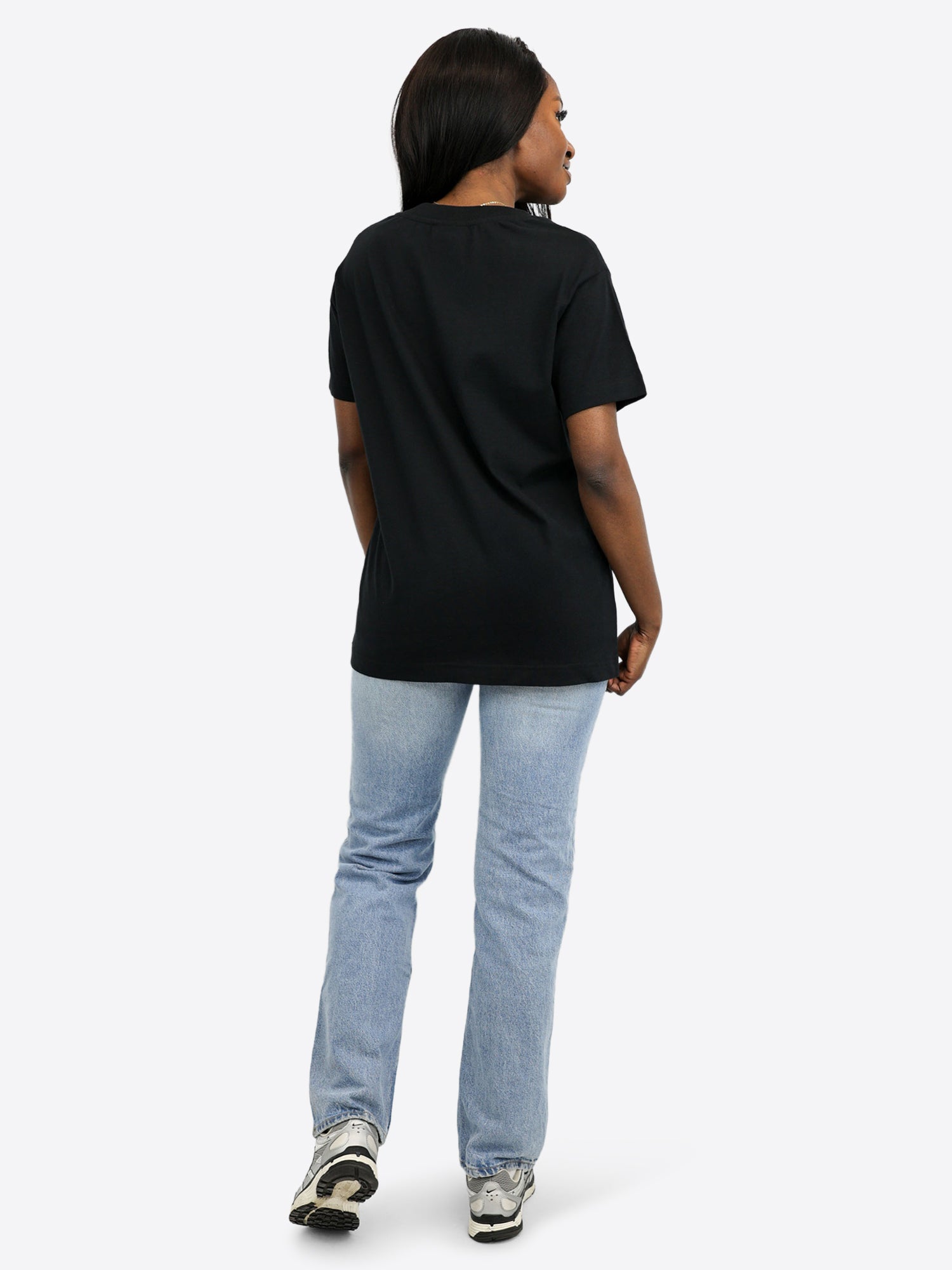 V-Ausschnitt T-Shirt – Schwarz