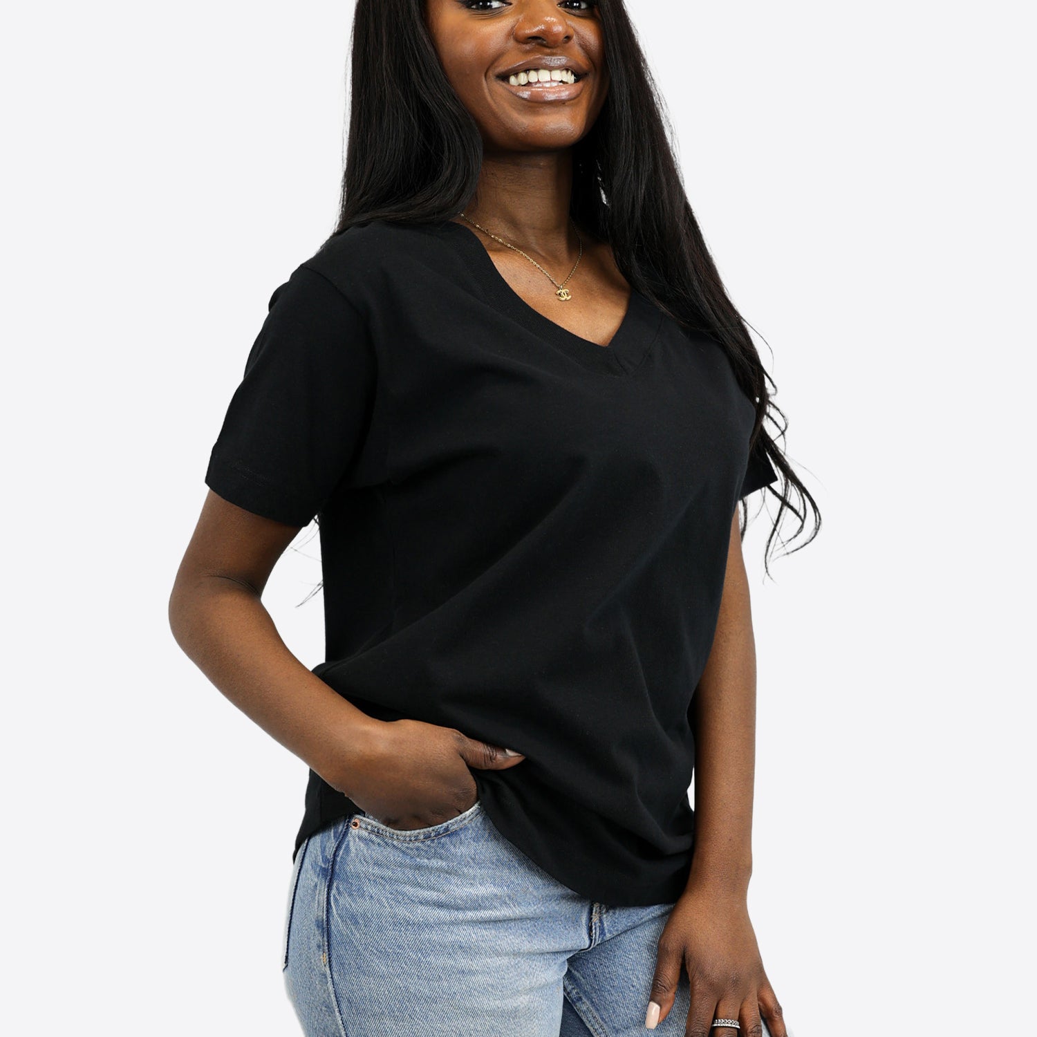 V-Ausschnitt T-Shirt – Schwarz
