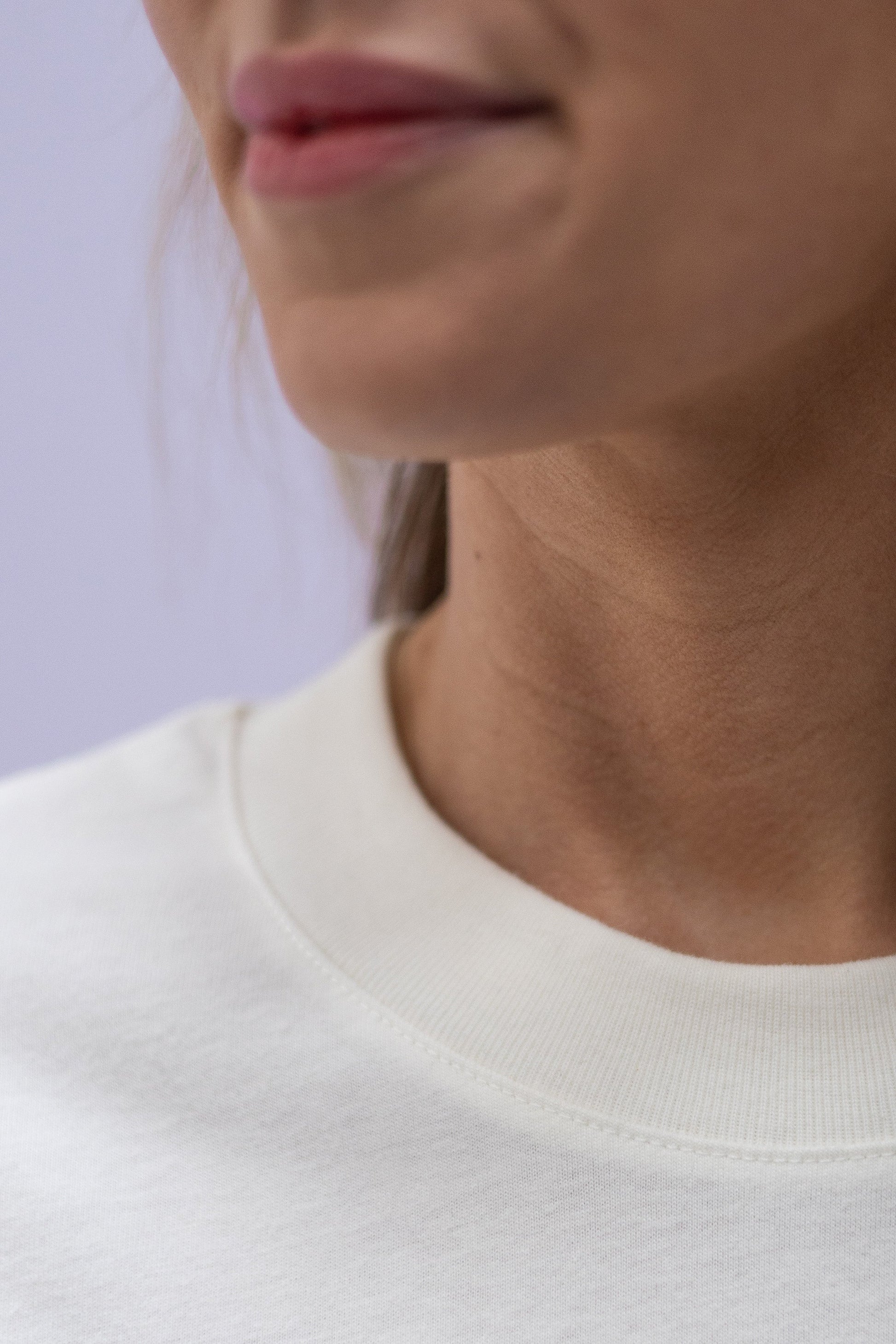 Soft Touch T-Shirt "Birthflowers" – Off white